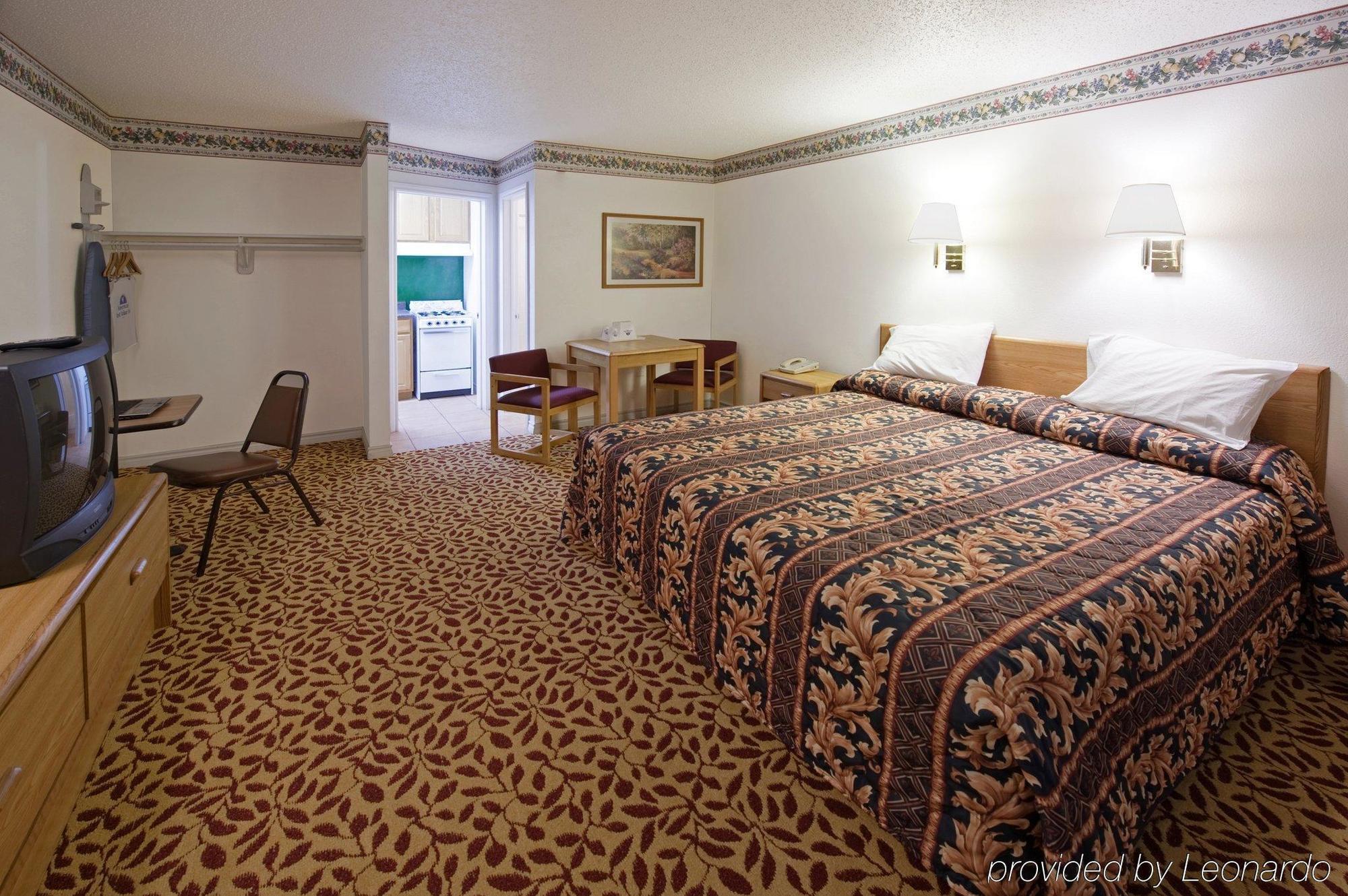 Americas Best Value Inn וות'רפורד מראה חיצוני תמונה